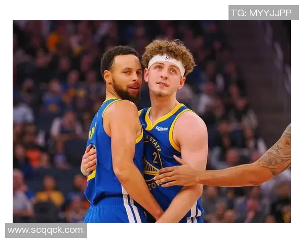 2015年勇士与雷霆季后赛激战回顾:历史性对决与传奇瞬间的交织 2015年勇士与雷霆季后赛激战回顾:历史性对决与传奇瞬间的交织