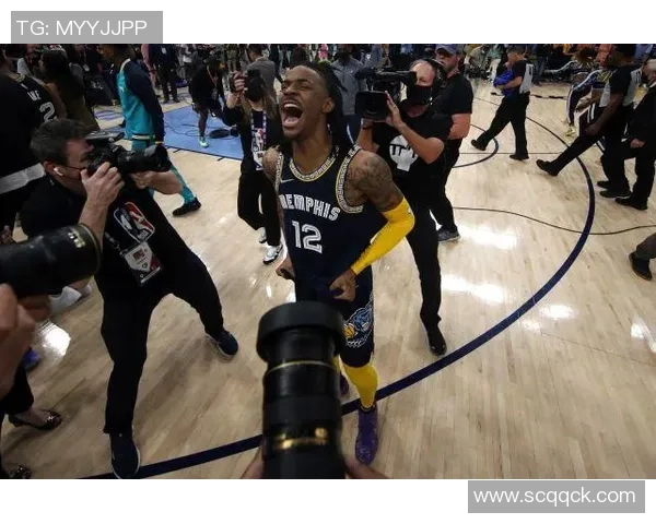 华盛顿与多伦多激战正酣比分揭晓引发球迷热议 华盛顿与多伦多激战正酣比分揭晓引发球迷热议