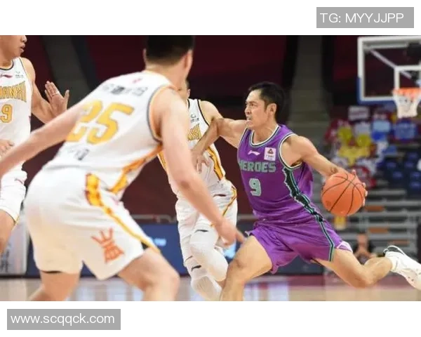 张庆鹏:从篮球场上的拼搏者到人生舞台上的奋斗者的精彩转变 张庆鹏:从篮球场上的拼搏者到人生舞台上的奋斗者的精彩转变